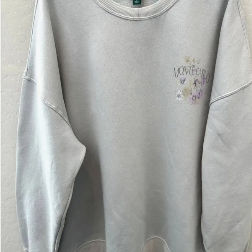 Wild Fable Gray Graphic Sweatshirt Monte Carlo Flowers NEW Target